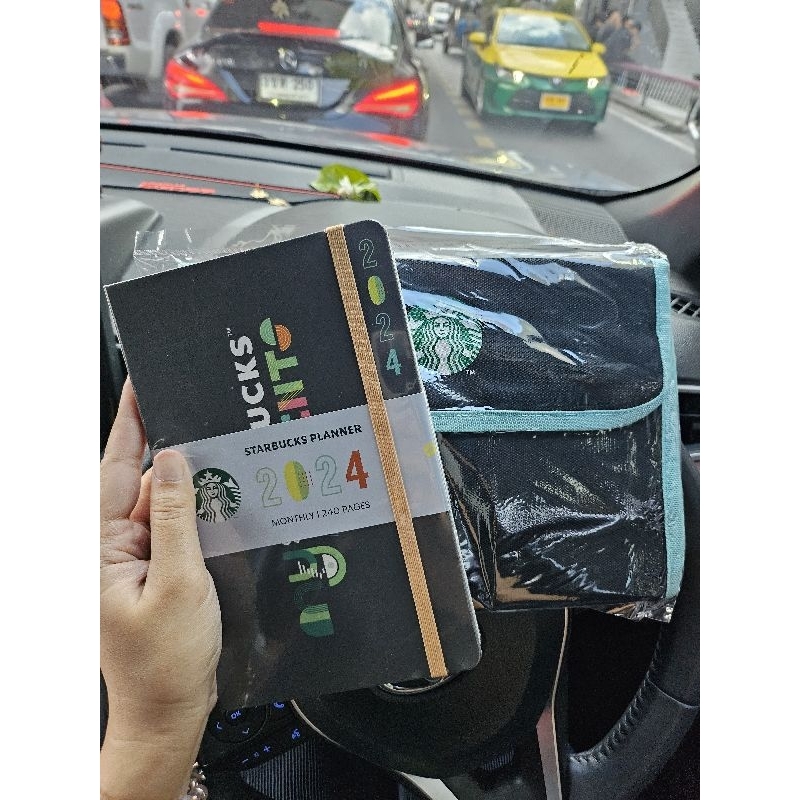 starbucks planner 2024 พร้อมกระเป๋า