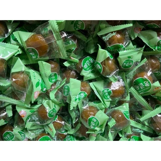 บ๊วย ห่อเขียว (ขนาด 2 กิโลกรัม )กินเล่น ขายราคาส่ง ยกถุง
