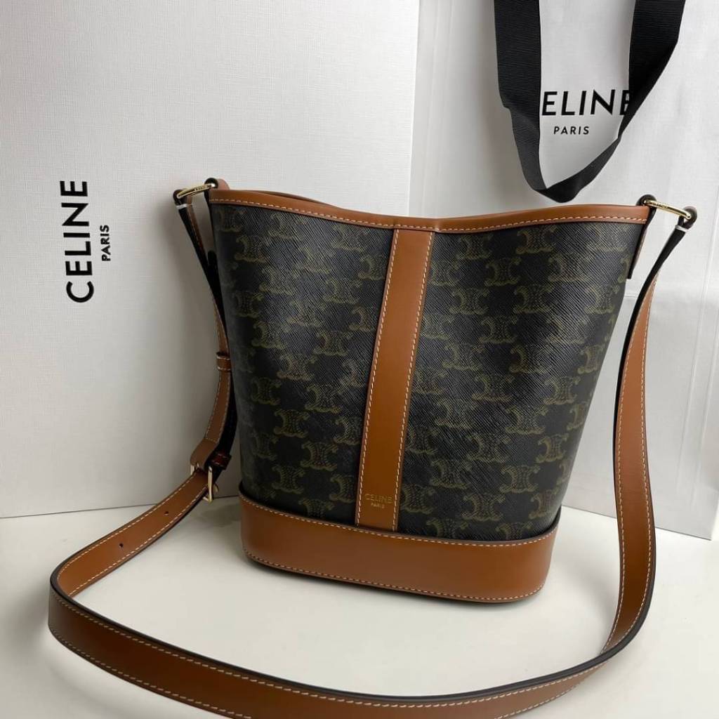 กระเป๋าสะพายข้าง เกรด vip material Size 23cm