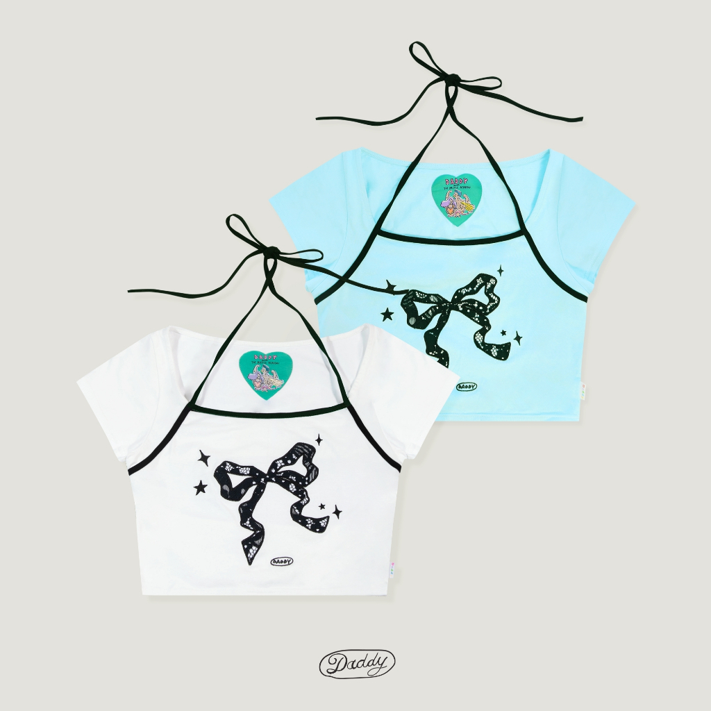 DADDY | Villia Blouse เสื้อ Crop Top ผ้ายืดคอตตอน ดีไซน์แต่งกุ๊นและมีสายคล้องคอลายปักผ้า ลูกไม้แต่งสีดำลายโบว์ สุดน่ารัก