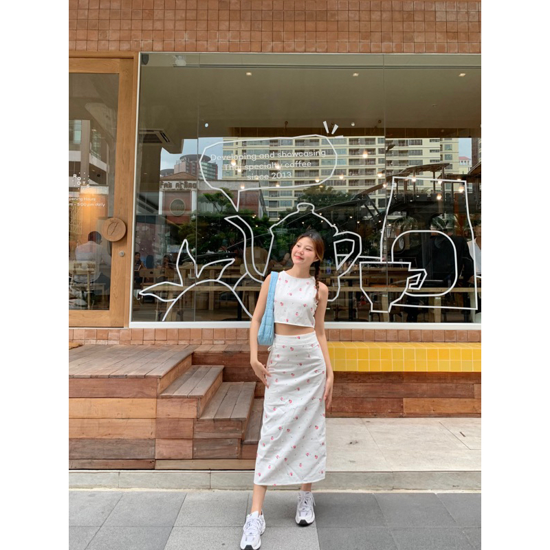 Basicgirl brand | NEW JEANS SET ลาย blooming (ขายแยกชิ้น)