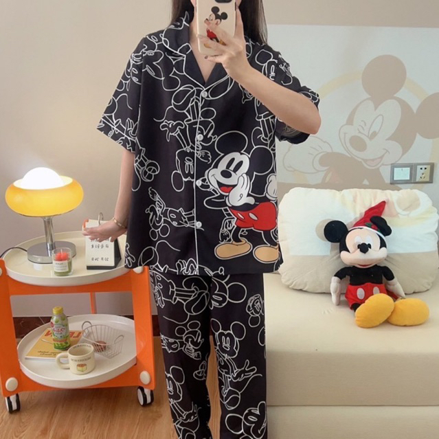 ชุดนอนไหมอิตาลีลายมิกกี้เมาส์สีดำ🐭🖤มีบิ๊กไซต์