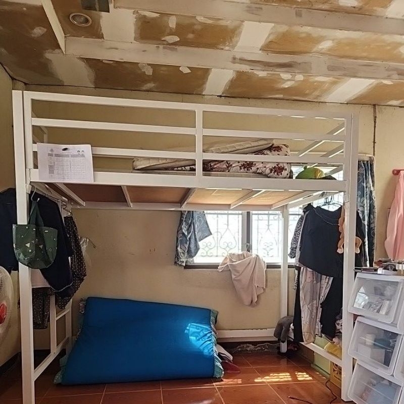 เตียง 2 ชั้น ขนาด 3.5 ฟุต มือสอง