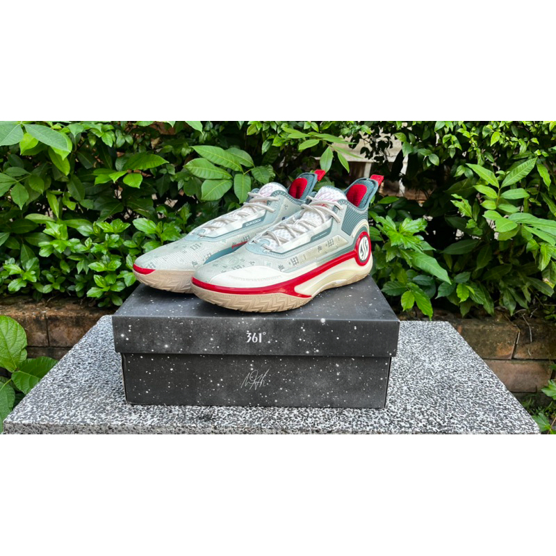 361 degree AG 4 Arron gordon shoes