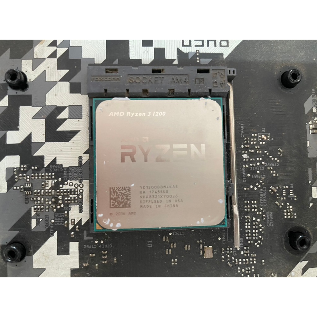 CPU AMD Ryzen3 1200  Quad-Core 3.10 GHz พร้อมพัดลมเดิมแท้ๆ