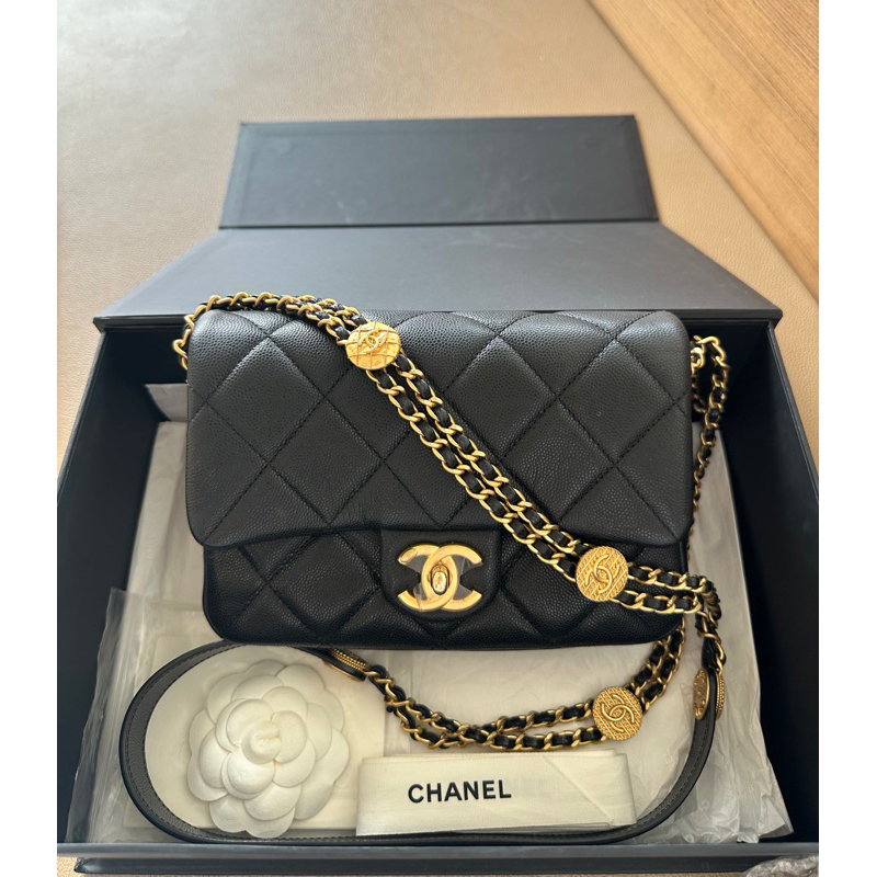Chanel mini8 22A Flab Bag