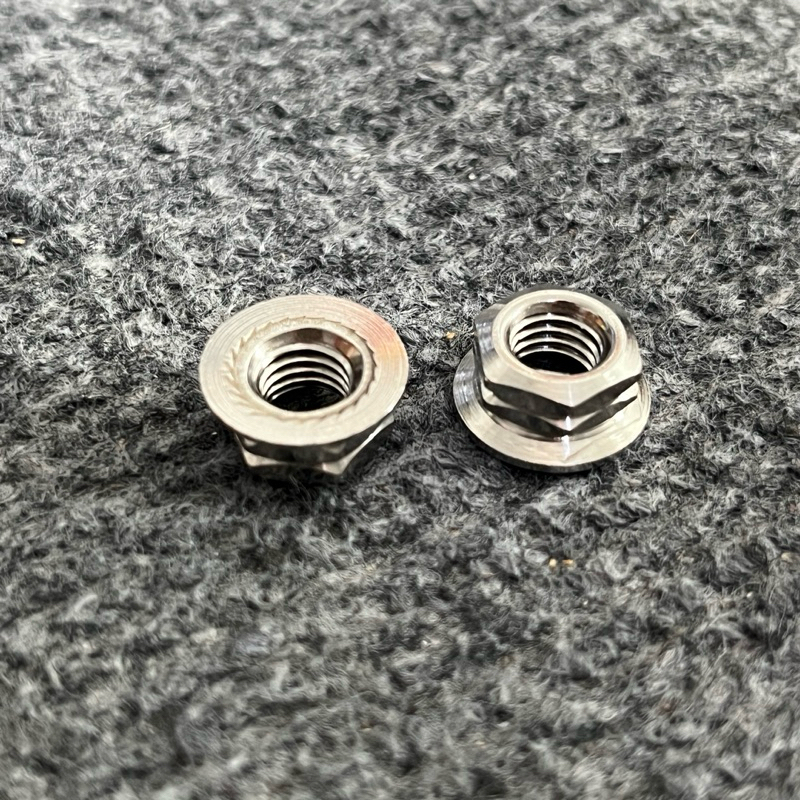 น็อตตัวเมียสำหรับM8 น็อตเลสตัวเมีย #12จี้ลาย