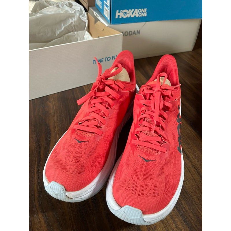 รองเท้าวิ่ง Hoka Carbon X 2 มือสอง