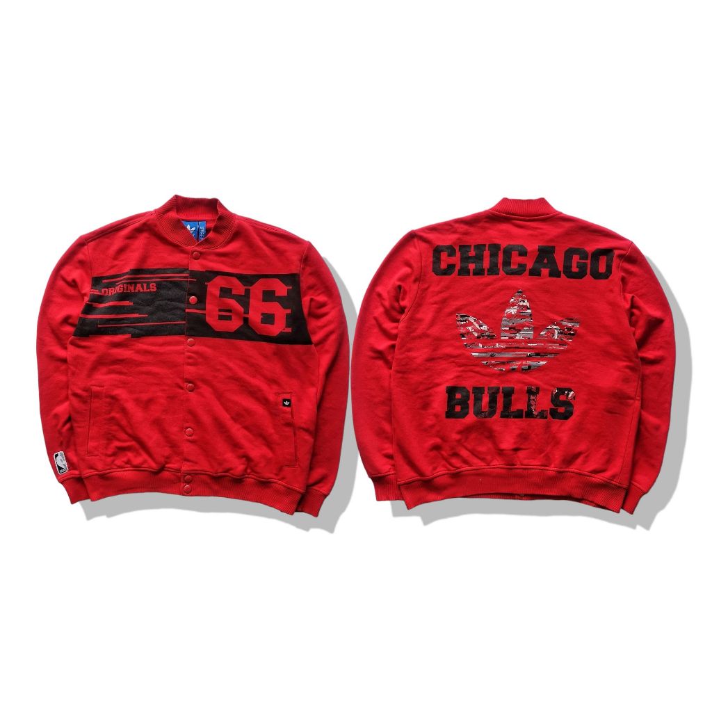 adidas X NBA Chicago Bulls Varsity Jacket รอบอก 47”
