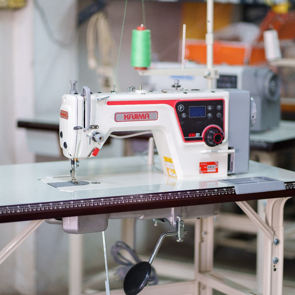 จักรเย็บอุตสาหกรรม KAJIMA KM81 รุ่นใหม่ ประหยัดไฟ เสียงเงียบ