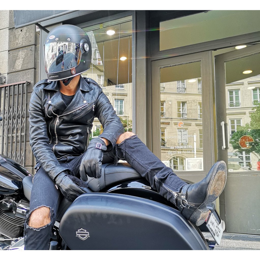 หมวกกันน็อคเต็มใบคลาสสิคคาร์บอน BELL BULLITT CARBON MATTE BLACK