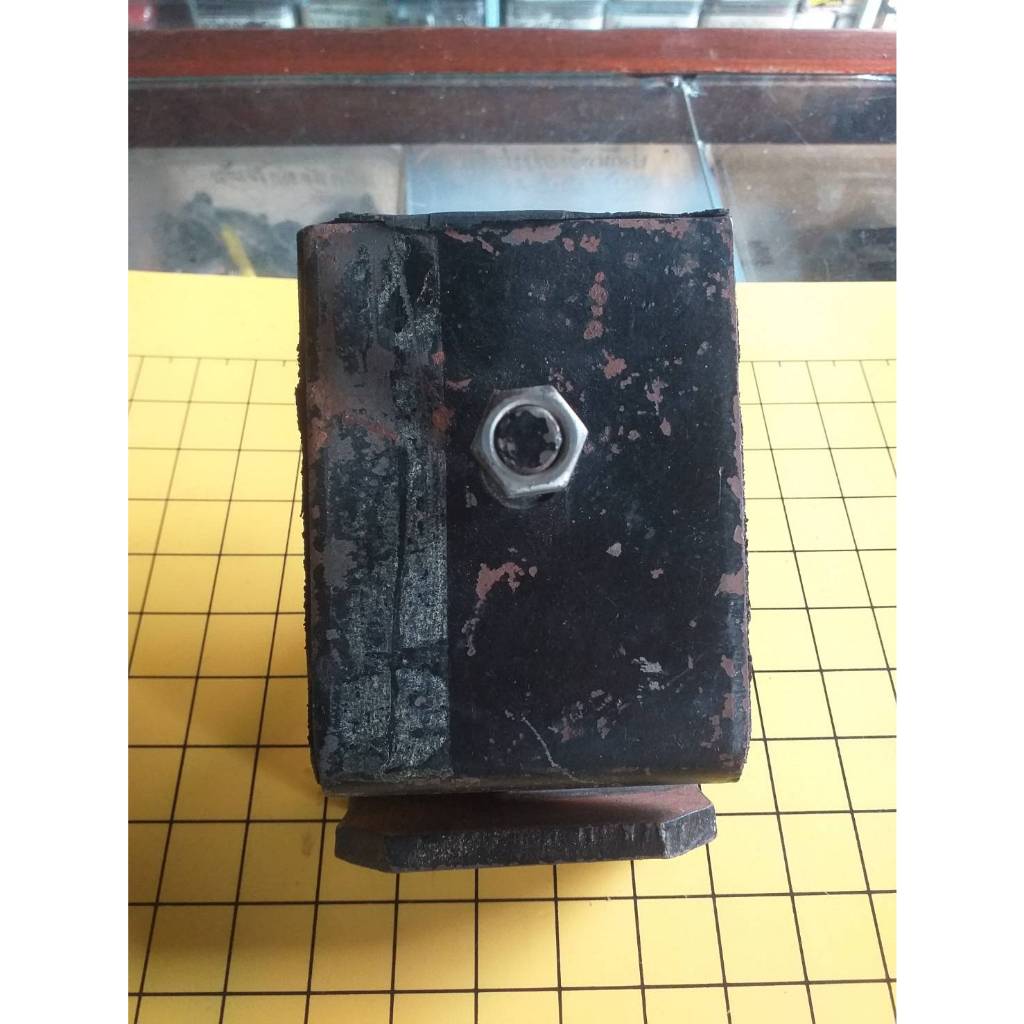 T.S.M. ยางแท่นเครื่อง หน้า HINO KT920