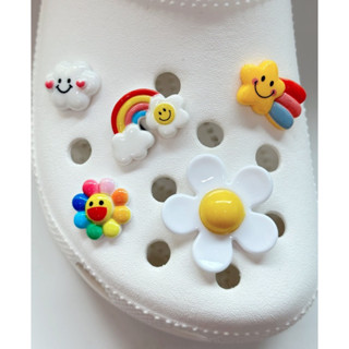 ตัวติดรองเท้าดอกเดซี่ พร้อมส่งจากกทม น่าร้ากกกก