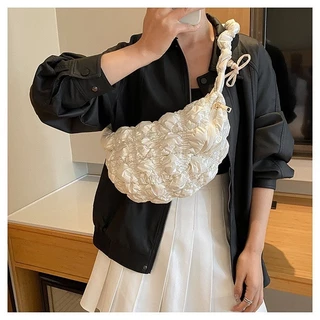 พร้อมส่ง กระเป๋าสะพายข้าง กระเป๋านุ่มนิ่ม สายปรับได้ กระเป๋าสะพายไหล่ สไตล์เกาหลี