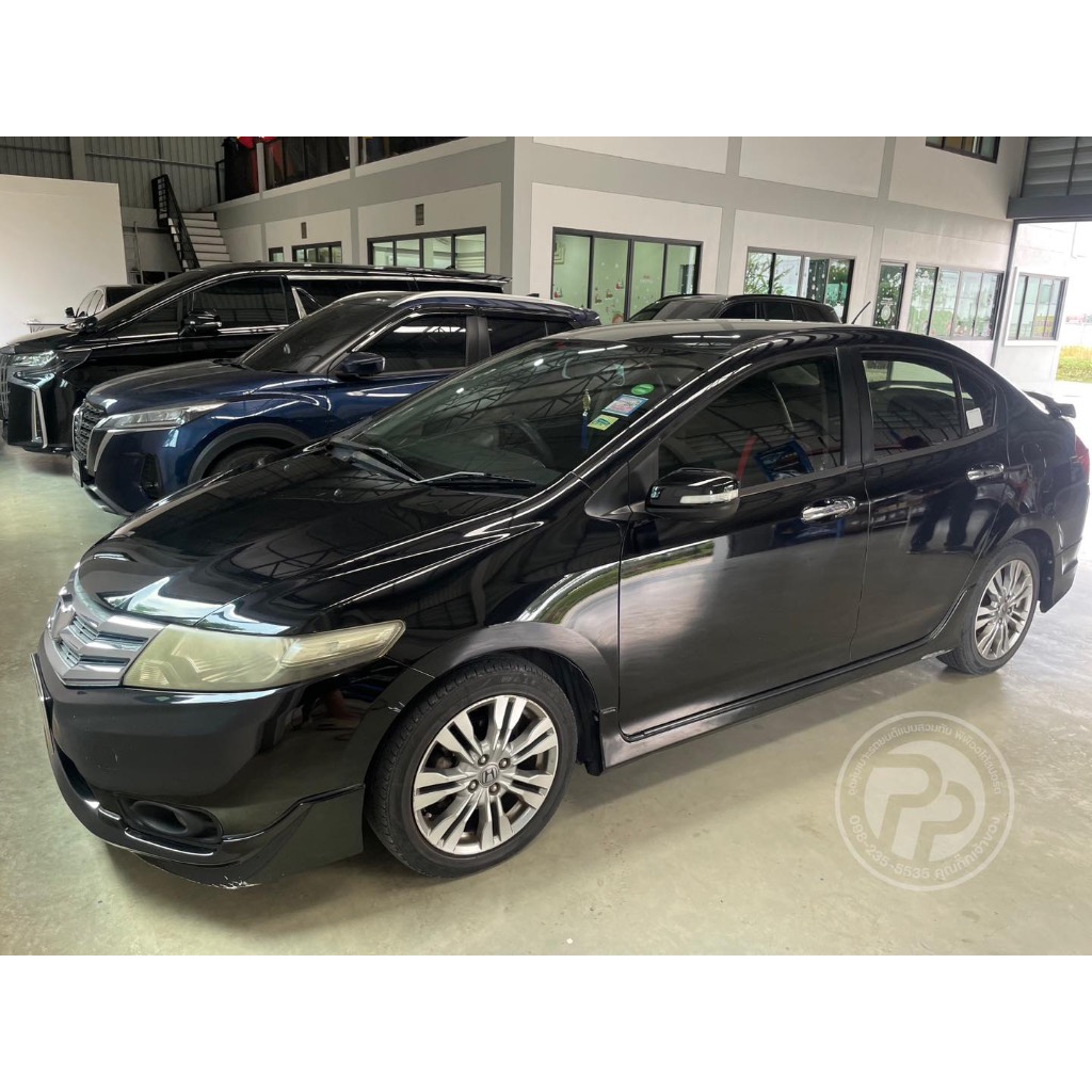 ชุดหุ้มเบาะสวมทับตรงรุ่น honda city 2008-2012 ลายสปอร์ต ดำด้ายแดงคาดแดง หุ้มเบาะพีพีออโต้สปอร์ต - รูปที่ 4