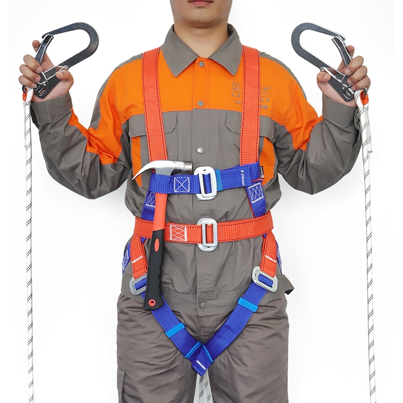 เข็มขัดนิรภัยแบบเต็มตัว 2ตะขอใหญ่ รับน้ำหนัก 180 kg. ใช้สำหรับงานที่ต้องการความปลอดภัยสูง Safety bel