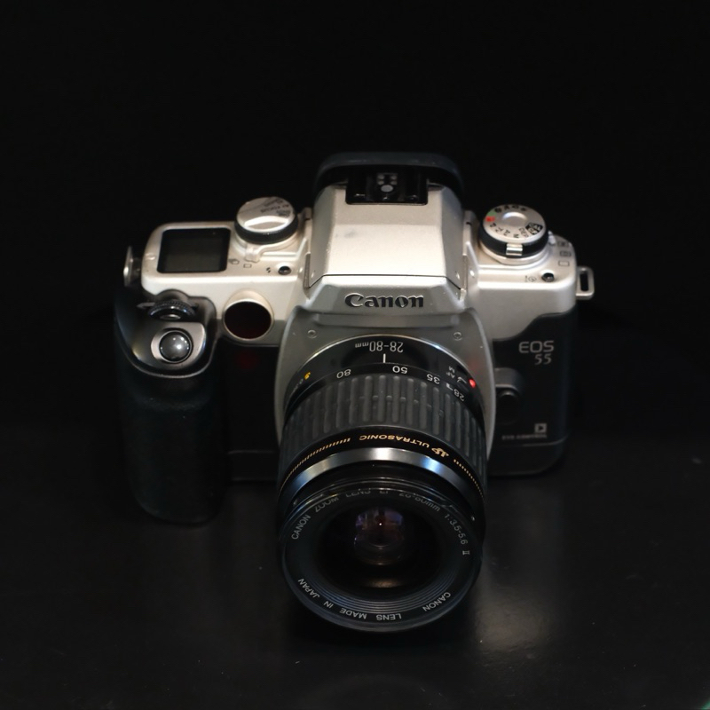 Sale! กล้องฟิล์ม Canon EOS 55 +Canon ef ultrasonic  28-80 F3.5ii เลนส์สามารถใช้กับกล้องDslrในปัจจุบันได้ด้วย