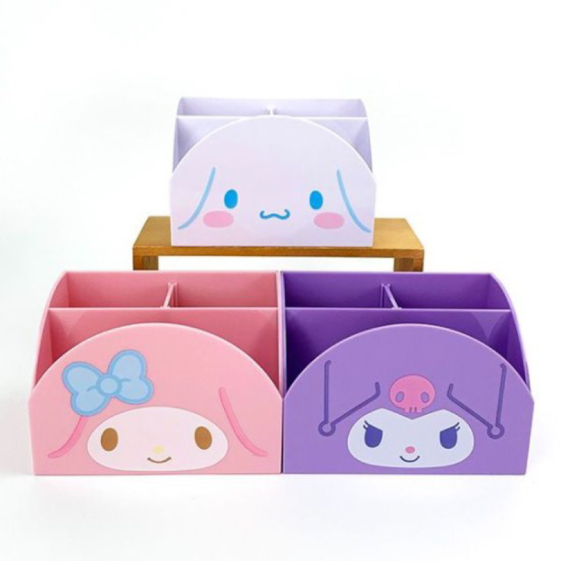 กล่องแบ่งช่องใส่เครื่องเขียนหรืออุปกรณ์แต่งหน้า9cm×13.8cm×9.8cm