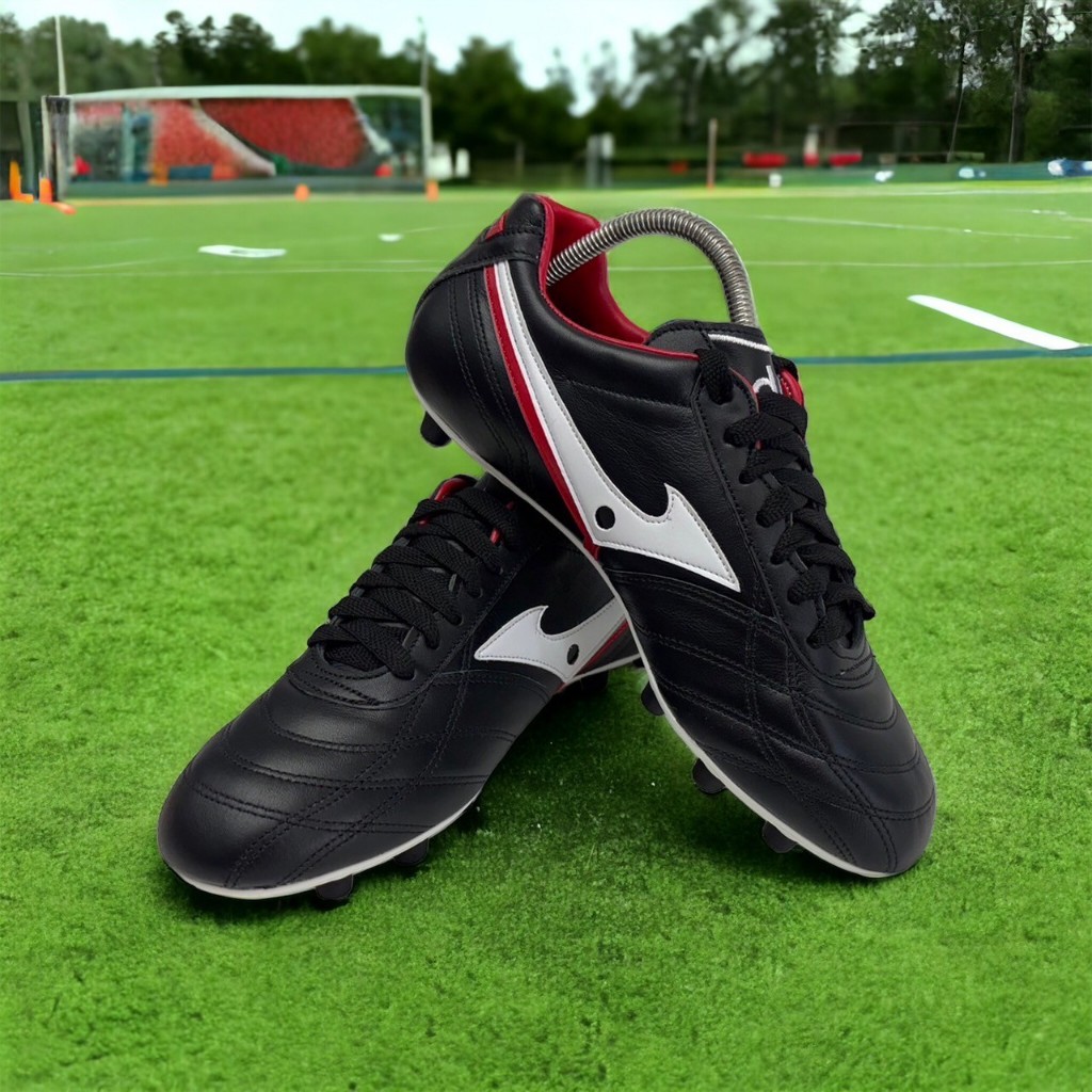 รองเท้าฟุตบอล DUM รหัส 822 (หนังแท้)