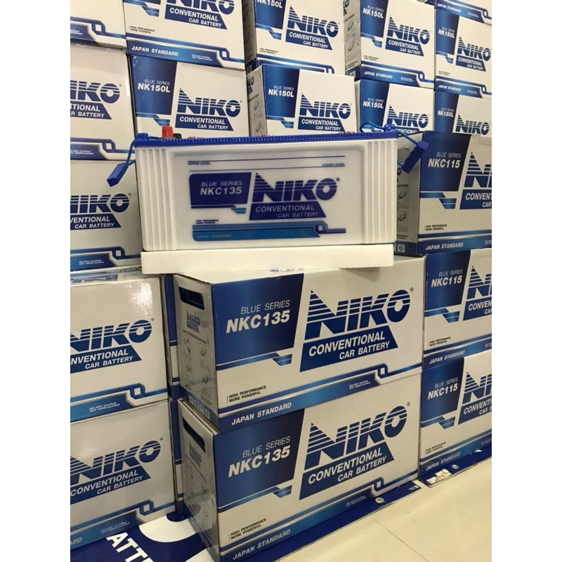 แบตเตอรี่ยี่ห้อ-nikoรุ่น nkc135 ขนาด120แอมป์ ขนาดยาว51 กว้าง18สูง25เซน ยังไม่เติมน้ำกรดจากโรงงาน