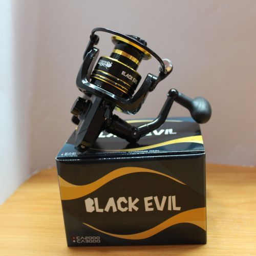 รอกสปินนิ่ง Bison BLACK EVIL