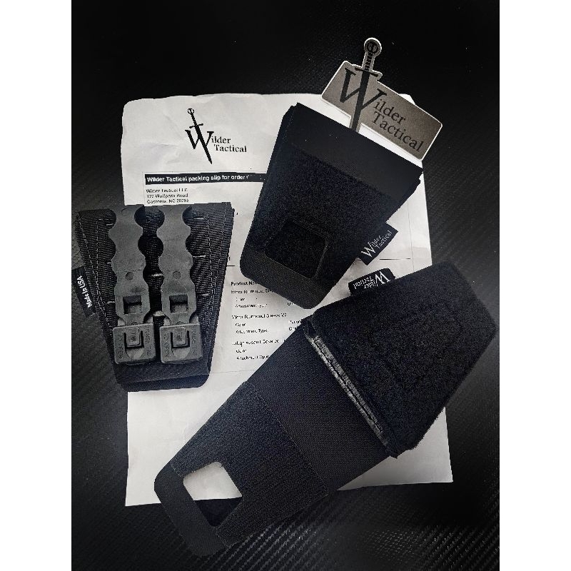 WILDER​ TACTICAL​ Urban Assault Covered Handcuff Pouch​ -​Black