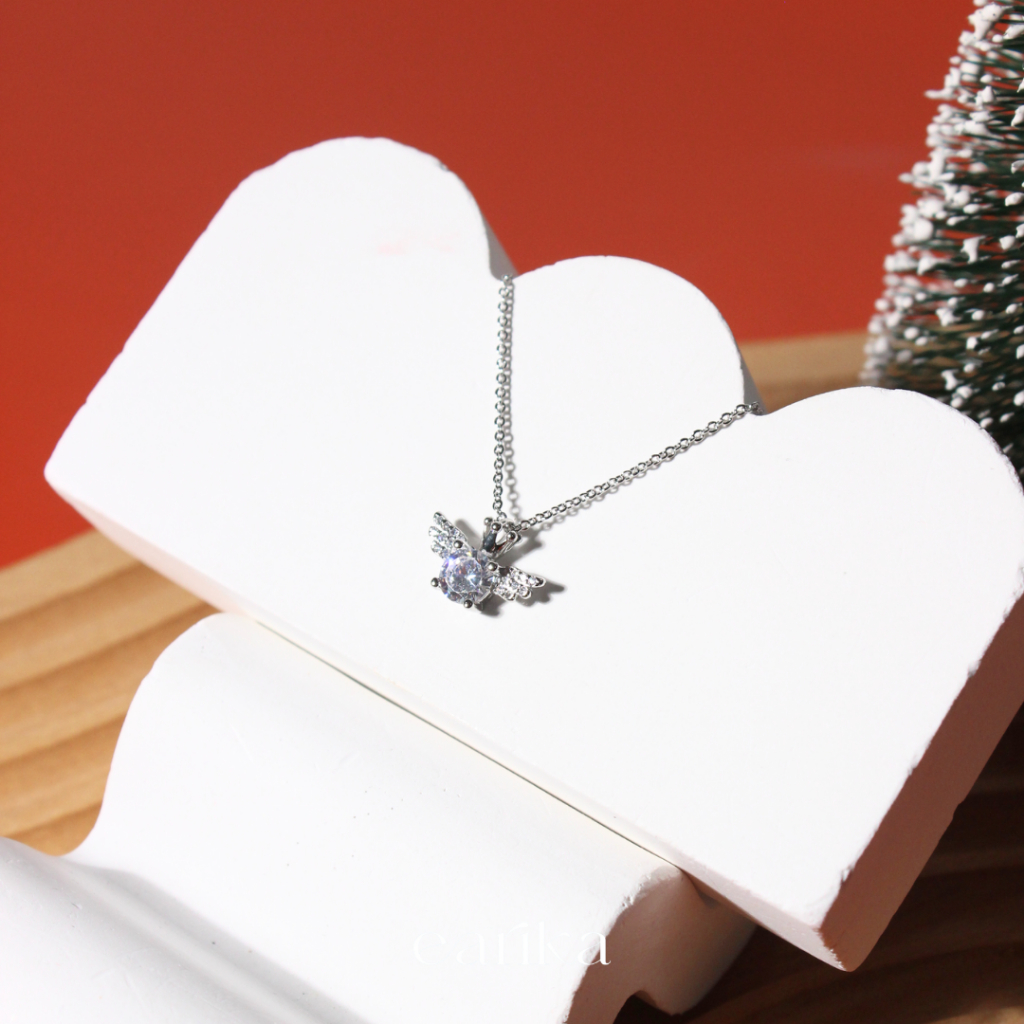earika.earrings - gemmes angel wings necklace สร้อยคอจี้รูปเพชรมีปีกคริสตัล เงินแท้ เหมาะสำหรับคนแพ้