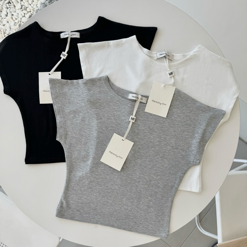 Mapayyaxstore: Tiana เสื้อครอปแขนสั้น ทรงสลิมทรงเบสิคผ้านุ่ม ยืดได้เยอะ