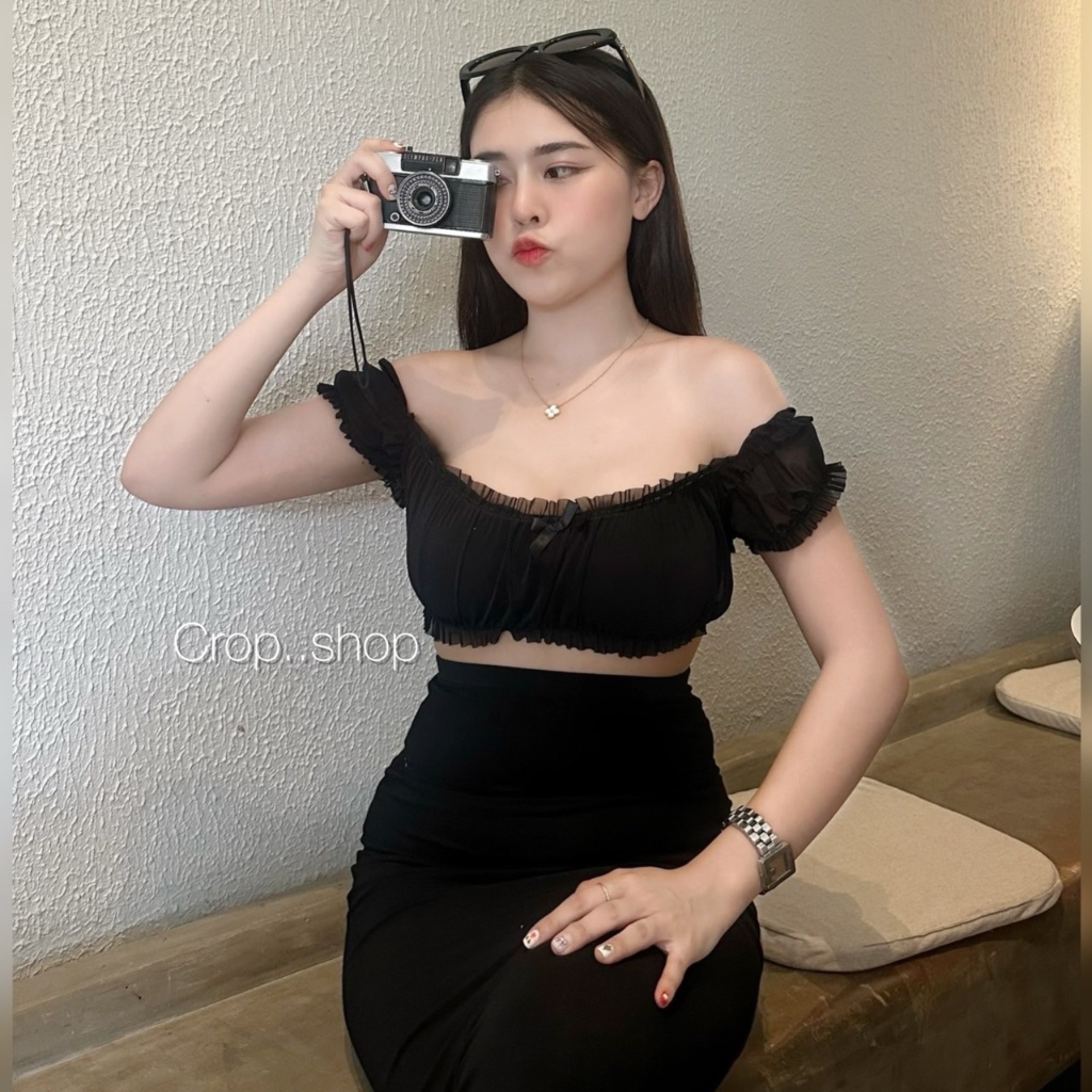 crop..shop เสื้อครอปเเขนตุ๊กตา  ใส่แล้วน่ารัก มีความเซ็กซี่เล็กๆ  ผ้าใส่สบายไม่ร้อนนะ เก๊ๆคุณหนูๆ สาวๆไม่ควรพลาดฮิตสุดๆ - รูปที่ 4