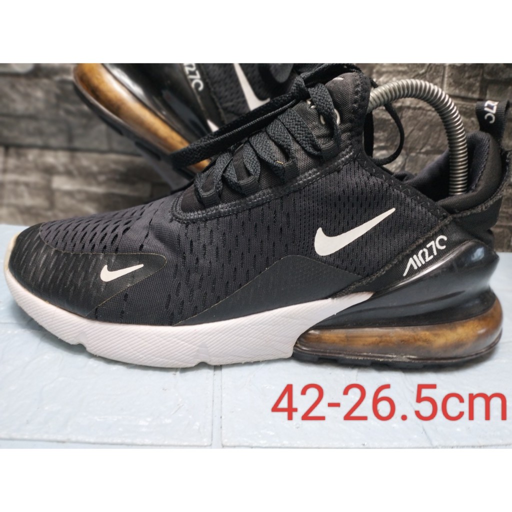 รองเท้าผ้าใบมือสอง nike air max 270 size 42 -26.5 cm สุดคุ้ม