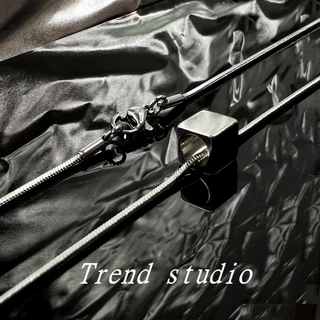 สร้อยคอฮิปฮอปสไตล์เดียวกับ Trendy peopleทันสมัยและเรียบง่ายเหมาะสำหรับทุกคนเหล็กไทเทเนียมจะไม่ซีดจาง
