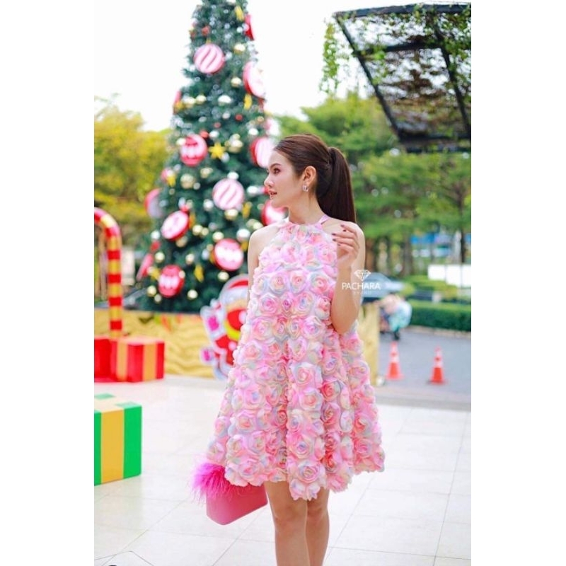 สินค้าพร้อมส่ง Size M งานป้าย PACHARA เดรสกุหลาบ 3D