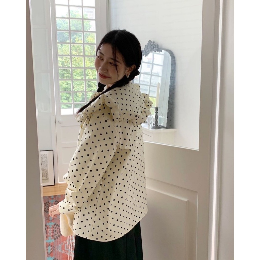 (U09) 𝑷𝒐𝒍𝒌𝒂 𝒅𝒐𝒕 𝑪𝒓𝒆𝒂𝒎𝒚 เสื้อเชิ้ตแขนยาวลายจุด ปกใหญ่สไตล์เกาหลี ขนาดฟรีไซส์
