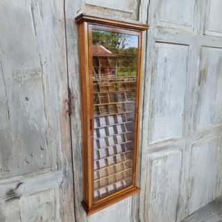 กล่องใส่พระเครื่องไม้สัก 50 ช่อง แขวผนังตั้งได้ ตลับพระ ตู้พ…