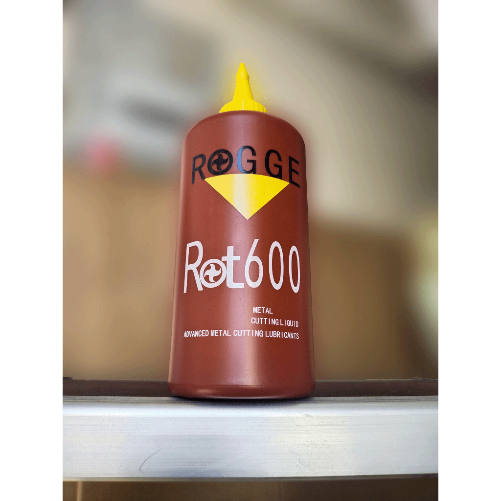 น้ำมันต๊าป ROGGE Rot600 ขวดแดง 380ml ใช้สำหรับงานต๊าปเกลียว ช่วยเพิ่มประสิทธิภาพในการต๊าป