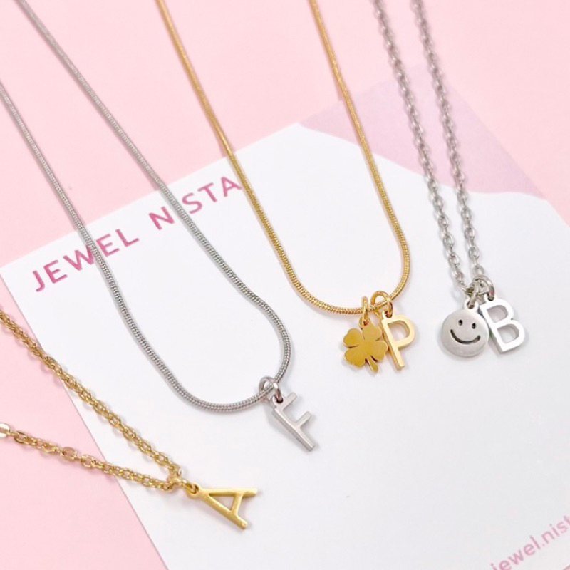 tiny alphabet necklace สร้อยคอจี้ตัวอักษรจิ๋ว ❣️🌟ทักแชทก่อนสั่ง🌟❣️