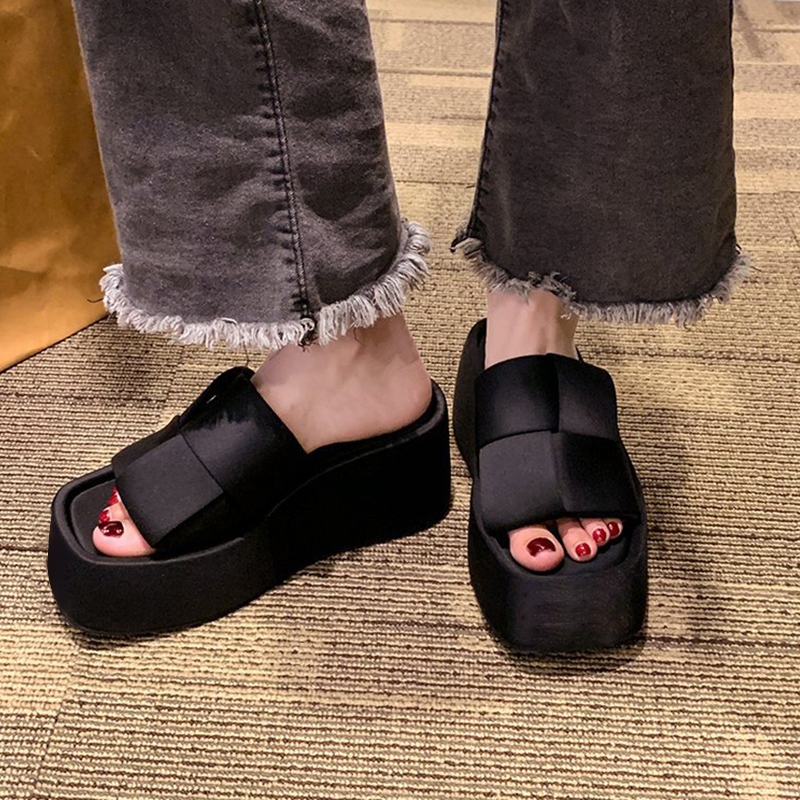 LGShoes ของดีบอกต่อ รองเท้าแตะเสริมส้นสำหรับคุณผู้หญิงดีไซน์ลายสาน สวยดูมีมิติทำให้ดูเก๋ไปอิ๊กก อย่าพลาดดกันน๊า