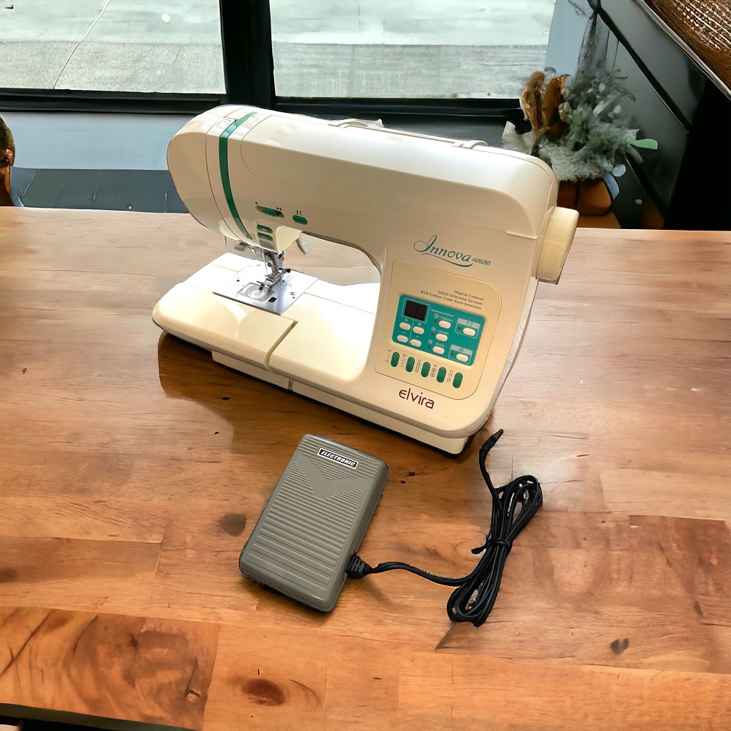 จักรเย็บผ้า Elvira Innova + Plus จักรระบบดิจิตอลอัจฉริยะ  ให้งานตัดเย็บของคุณสวยกว่าใครๆ