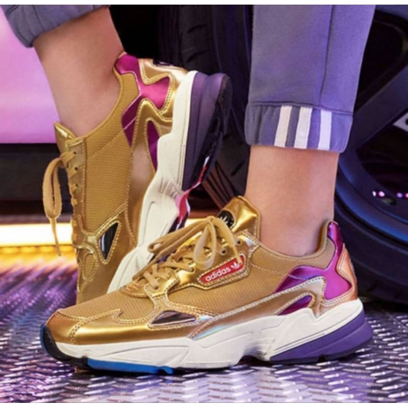 Adidas Originals Falcon  W