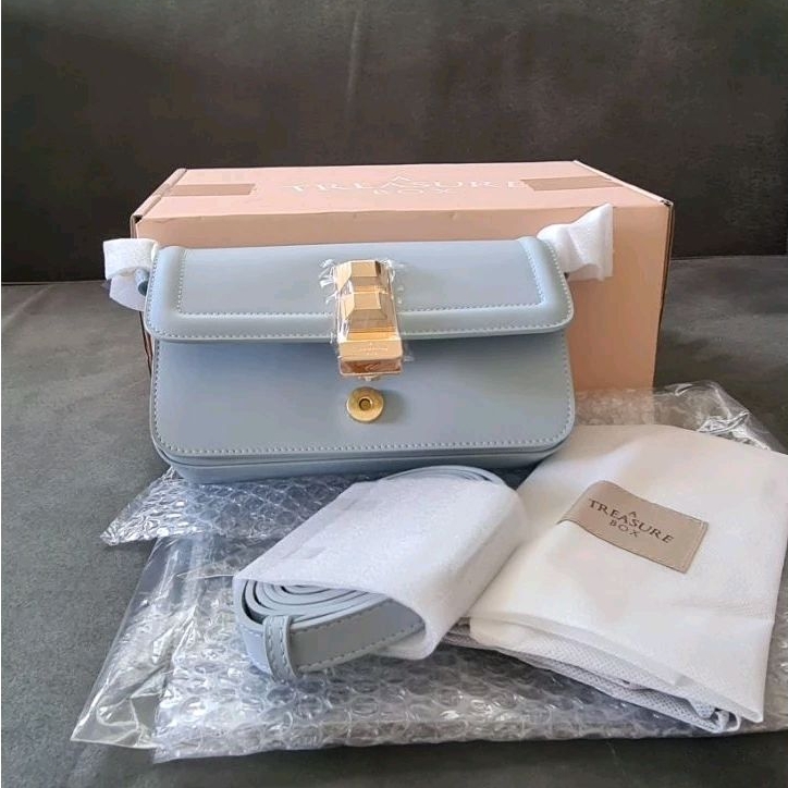 New A Treasure Box : EMILY M DANCING SKY 9"