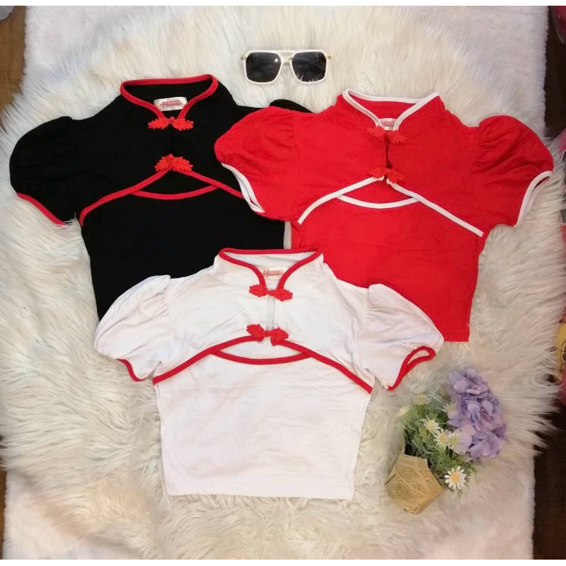 เสื้อครอปตรุษจีนมาใหม่ ใส่แล้วปังสุดๆ แขนตุ๊กตา เปิดอกเบาๆ ต้องมีจ้า