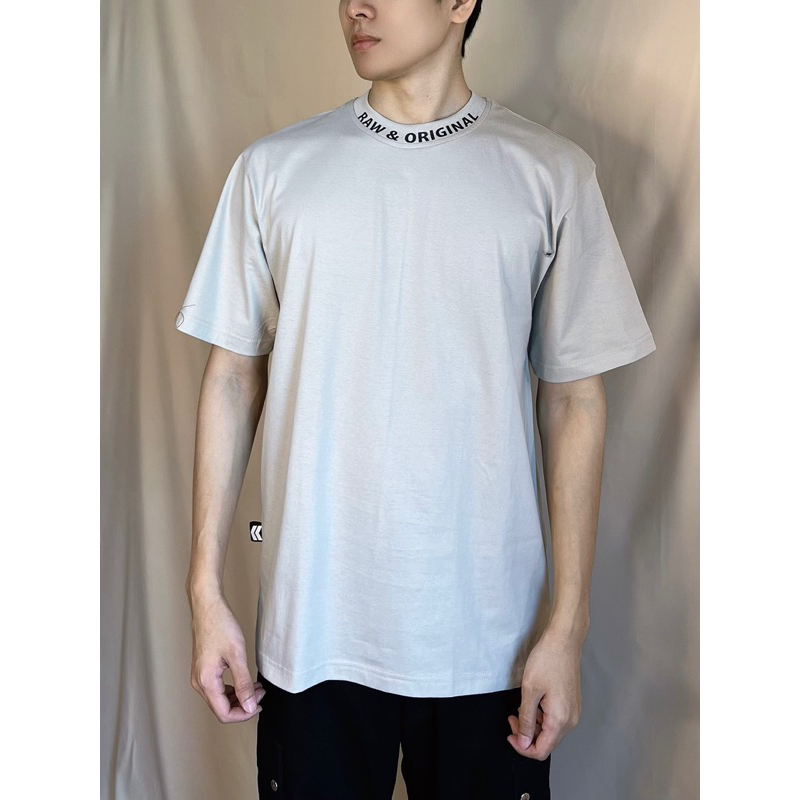 เสื้อยืดผู้ชาย ผ้าคอตตอน สกรีน raw&original