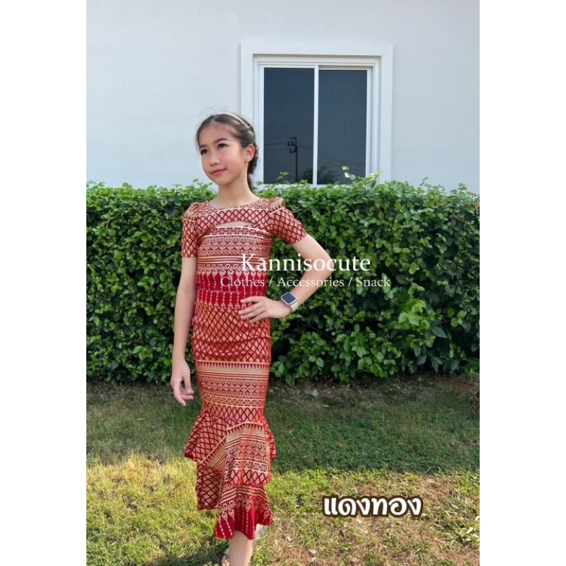 ชุดไทยเด็กผู้หญิง  ผ้าสกินนี่สำเร็จรูป (เสื้อพร้อมกระโปรง)