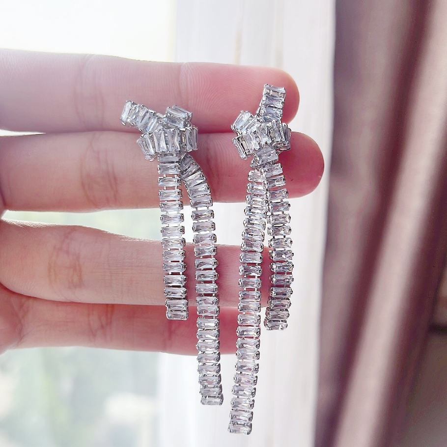 [หนีบ,เจาะ] ต่างหูเพชรยาว ปรับความแน่นได้ สำหรับคนไม่เจาะหู เข็มเงิน 925