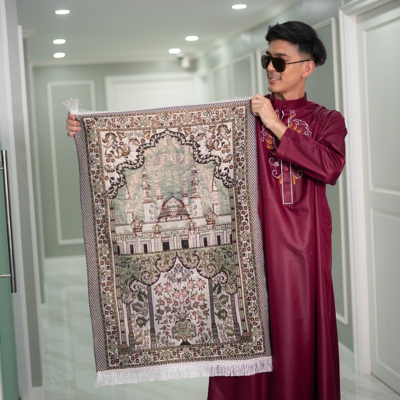 ผ้าปูละหมาด ซายาดะห์ อิสลาม ผืนใหญ่ ขนาด107*71ซ.ม พู่สไตล์ไหมญี่ปุ่นสีขาวพรีเมี่ยม  pu62 วาริสมุสลิม