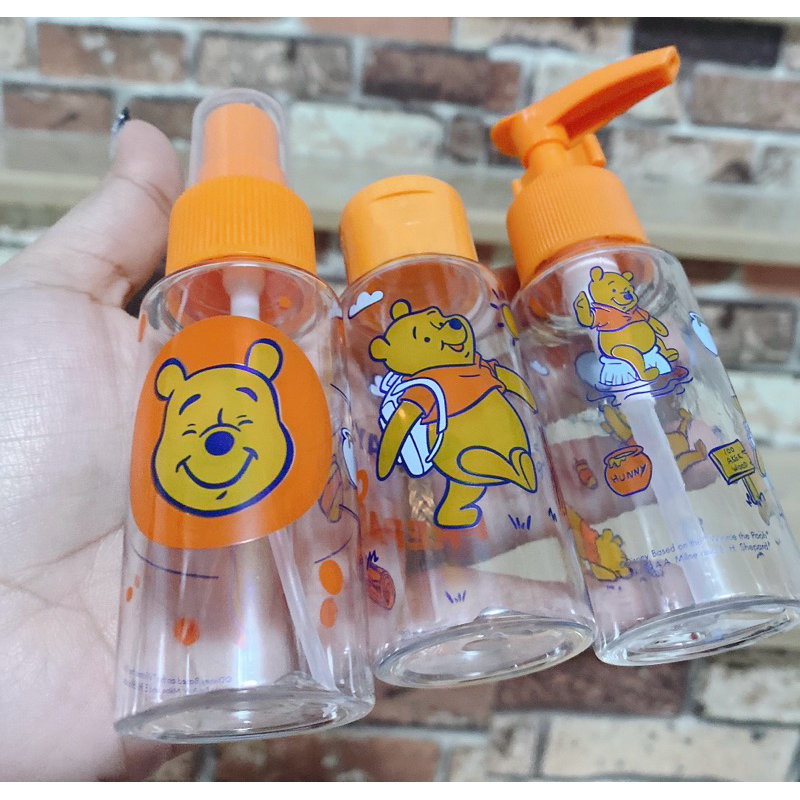ชุดขวดแบ่งครีมแบบพกพาลายหมีพูห์ได้5ชิ้น