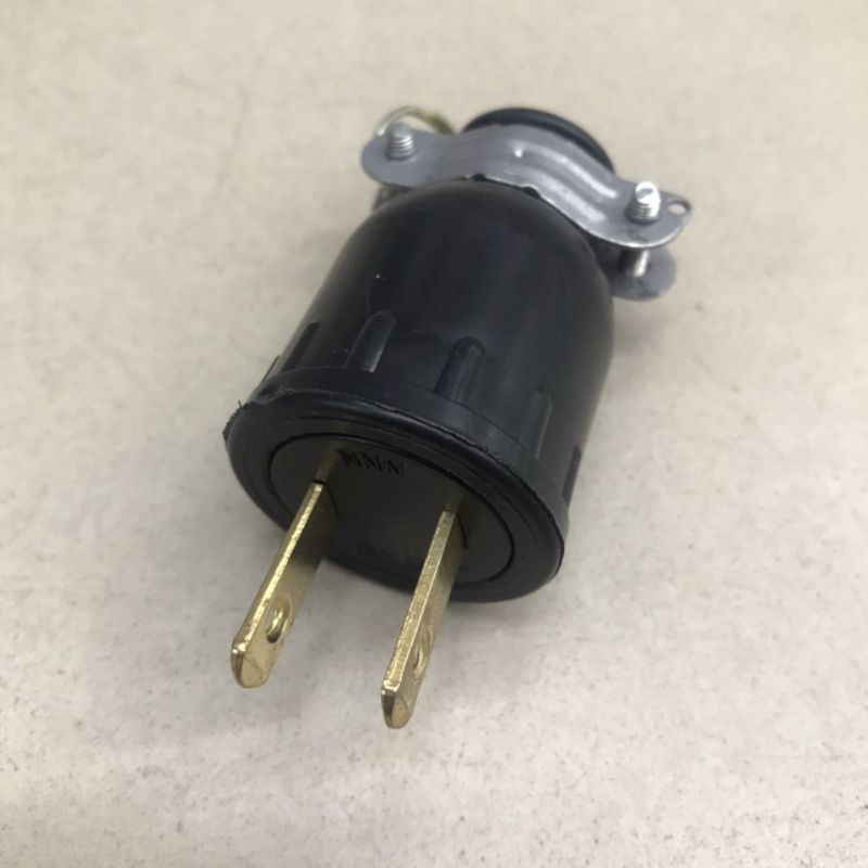 ปลั๊กยาง ตัวผู้ มีห่วง 16A 250V~