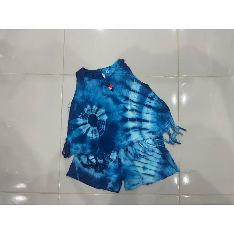 ชุดเด็กมัดย้อมแขนกุดมีตั้งตั้งแต่เด็กแรกเกิดจนถึง 10 ปี