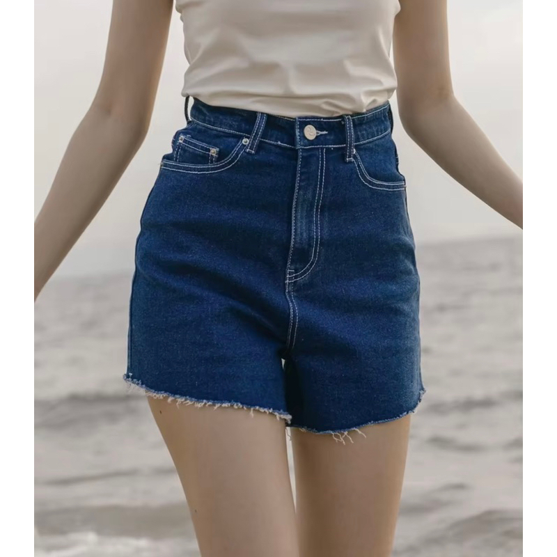 Wara กางเกงยีนส์ ขาสั้น Curved shorts jeans no.3 (#859) Size L ไม่เคยใส่ ทรงสวยมาก ราคาเต็ม1690