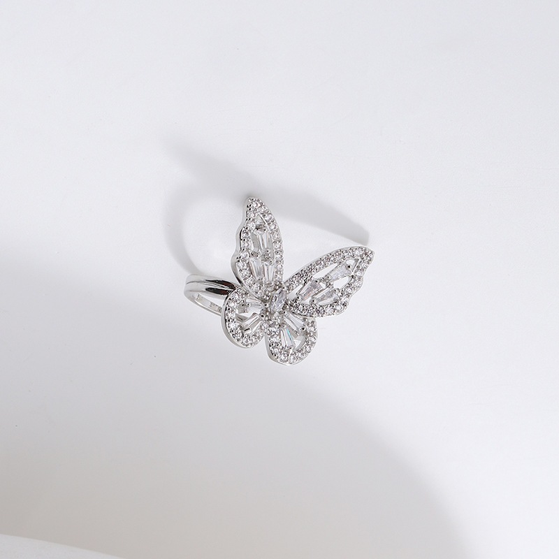 • เอียคัพ diamond butterfly สวยมาก หูขวา • E314